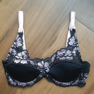 Adore Me Semi Lined Bra 32DDD